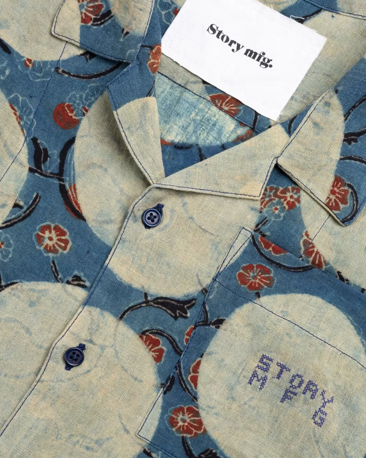 verhaal_mfg_groeten_shirt_maan_resist_6.webp Overhemden^Story mfg. Verhaal Mfg. Groeten Shirt Maan Resist