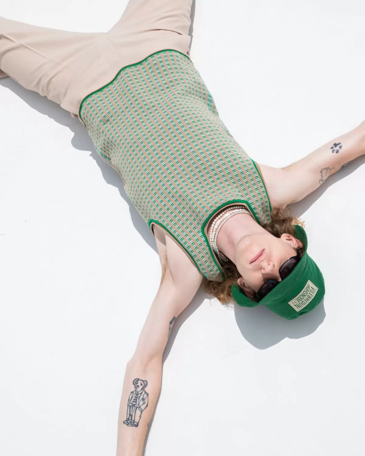 vilebrequin_x_highsnobiety_vissershoed_groen_5.webp Vilebrequin X Highsnobiety Vissershoed Groen Store